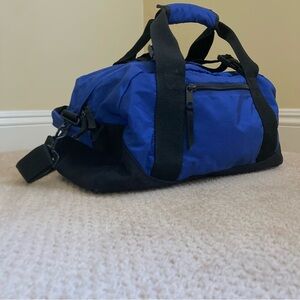 LL Bean Vintage Nylon Duffel Bag – Black and Blue – 18”x8”x10”